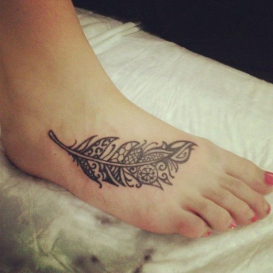 60 Beautiful Female Feather Tattoo Design Ideas 2023 Updated  Saved  Tattoo