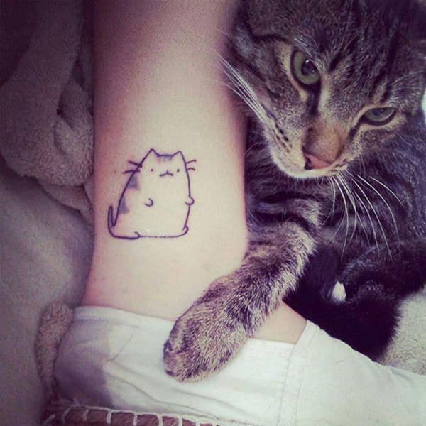 The cutest cat tattoos youll ever see  GEEKSPIN