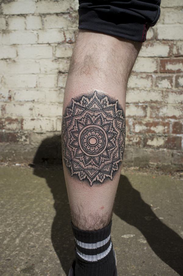 35 Beautiful Leg Tattoo Ideas for Women  TattooDesign